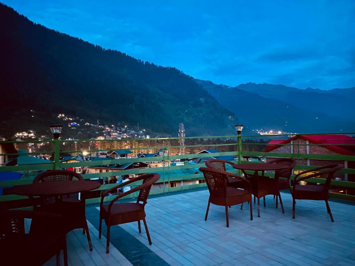 Hotel Winterline - Five Star Luxury Hotel Near Mall Road Manali Kültér fotó