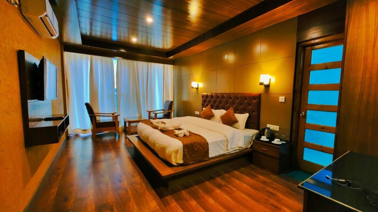 Hotel Winterline - Five Star Luxury Hotel Near Mall Road Manali Kültér fotó